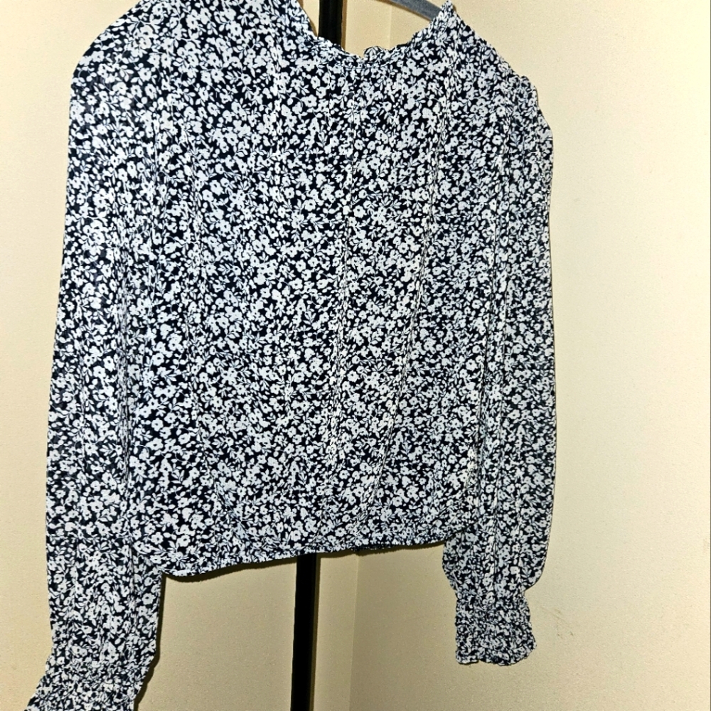 Womens crop blouse